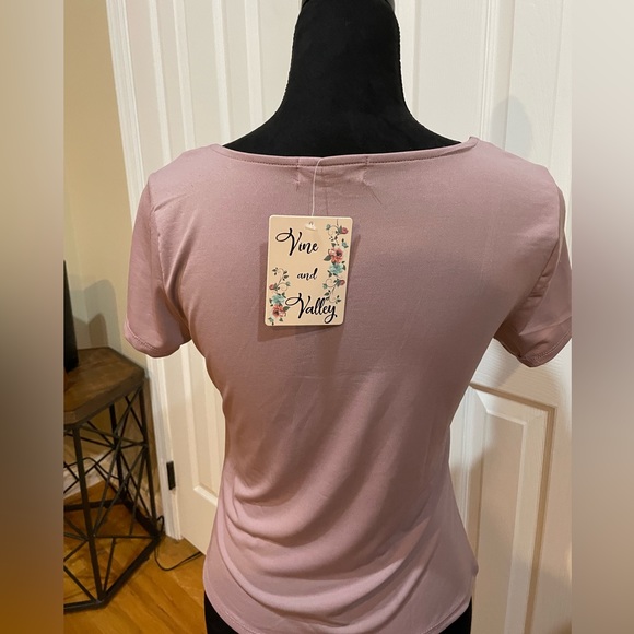 NWT Vine and Valley Lavender Top - Picture 2 of 8